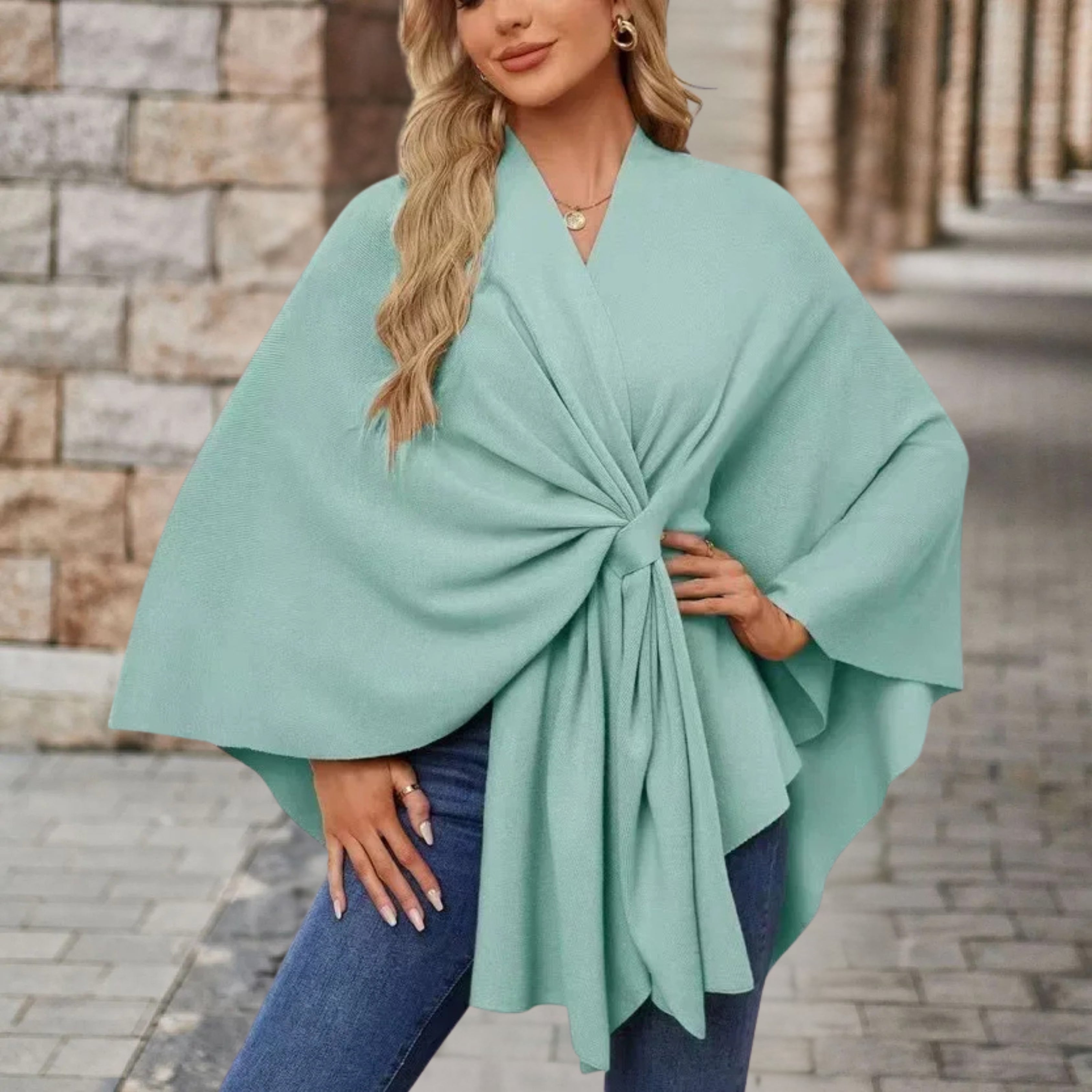 Ríonach – Chic Poncho