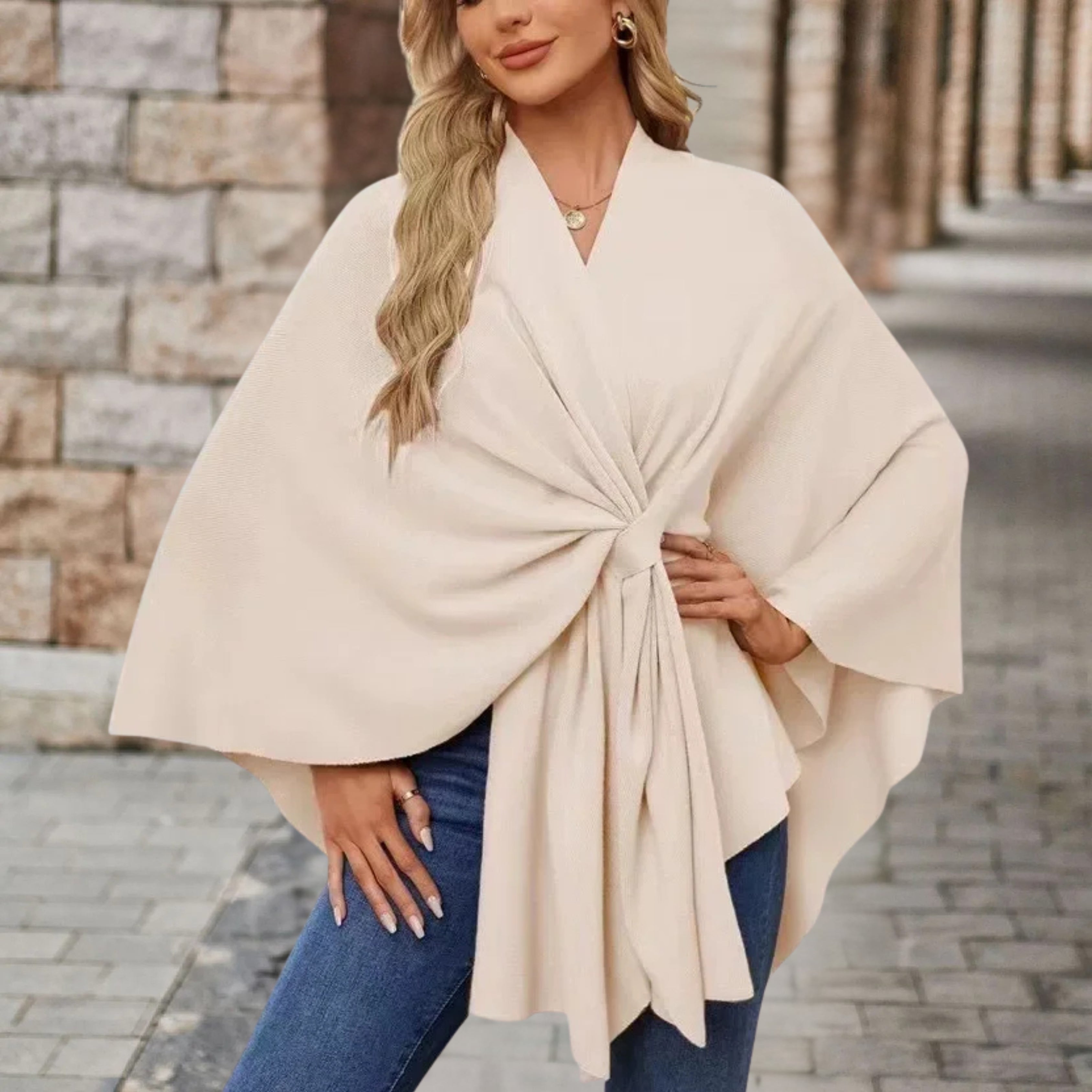 Ríonach – Chic Poncho
