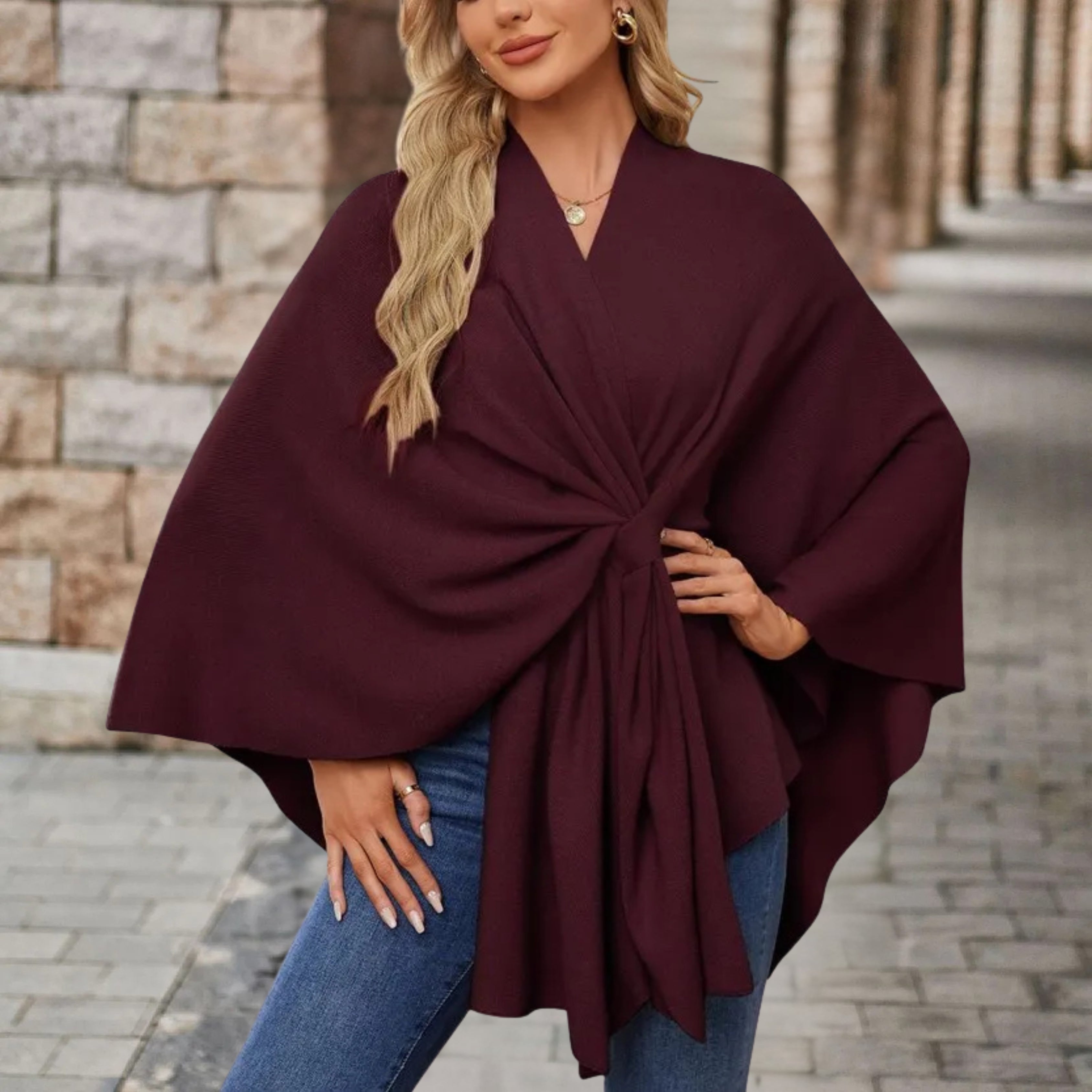 Ríonach – Chic Poncho