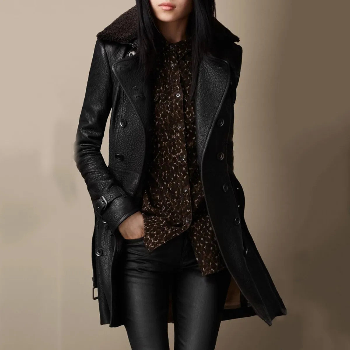 Siobhán – Luxurious Leather Coat
